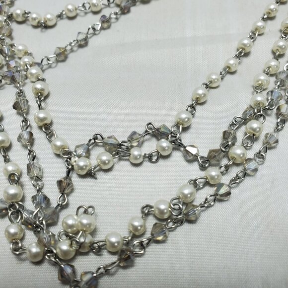Ali Khan multi row crystal glass and pearl neck on silver chain with gift box - Picture 7 of 8